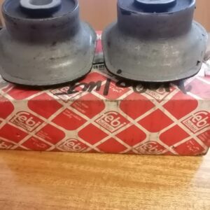 Сайлентблок балки моста (задний прав/лев) комплектVW 03664